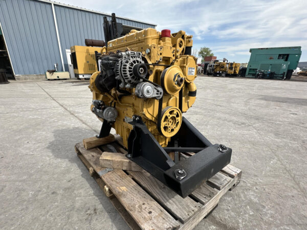 C4.4 CAT Industrial Electronic Engine, Long Block, No ECM, No Starter and Alternator - Image 4