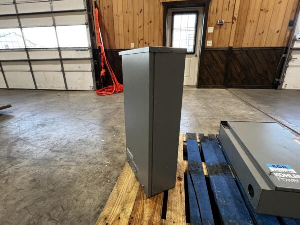 Kohler Automatic Transfer Switch, 100 Amp, Service Entrance Rated, Year -2017, Nema 3 Enclosure - Image 3