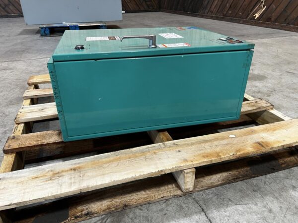 Cummins/Onan Automatic Transfer Switch, 125 Amp, Nema 1 Encl - Image 3