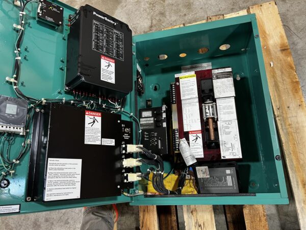 Cummins/Onan Automatic Transfer Switch, 125 Amp, Nema 1 Encl - Image 6