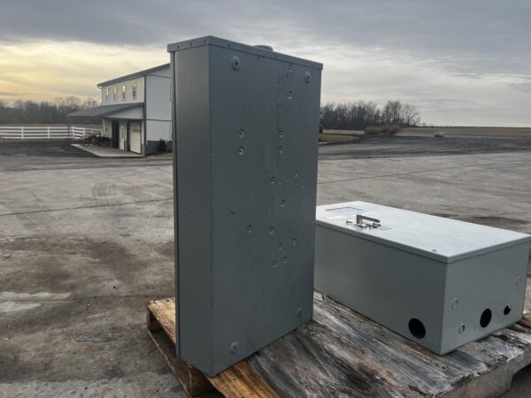 Kohler Service Entrance Rated Automatic Transfer Switch, 200 Amp, 1 Phase, 240 Volt, Year - 2016, Nema 3 Enclosure - Image 4