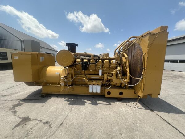 1250 kW Caterpillar 3512 DITA Gen Set, 970 Hours, Open skid with Radiator - Image 16