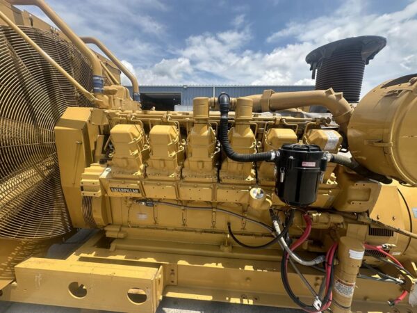 1250 kW Caterpillar 3512 DITA Gen Set, 970 Hours, Open skid with Radiator - Image 8
