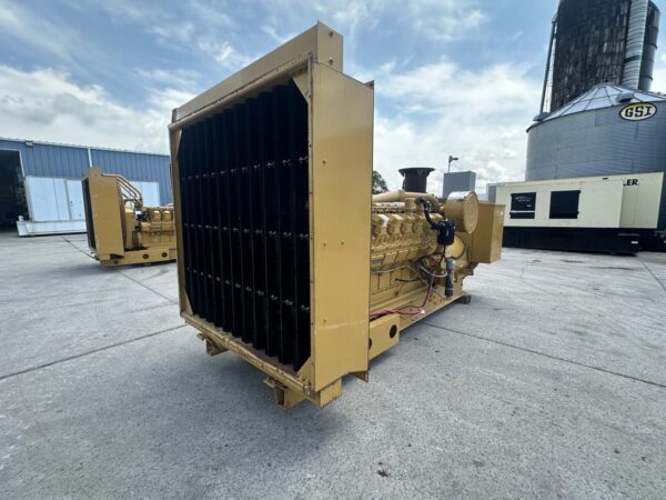1250 kW Caterpillar 3512 DITA Gen Set, 979 Hours, Open Skid with Radiator - Image 3