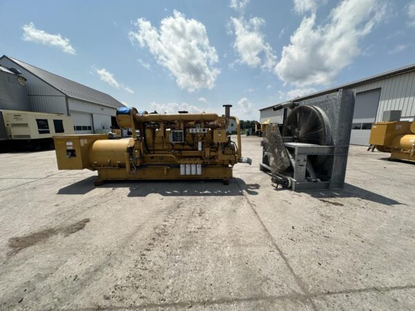 1500 kW Caterpillar 3516 DI Gen Set, 2104 Hour, Open Skid with Remote Electric Drive Radiator Included - Image 13