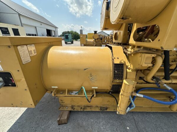 1500 kW Caterpillar 3516 DI Gen Set, 2104 Hour, Open Skid with Remote Electric Drive Radiator Included - Image 7