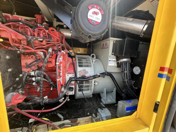 _240 KVA Doosan Portable, Rental Grade Generator, with Selector Switch 6.7 Cummins Engine, Year - 2012, 4294 Hours - Image 17