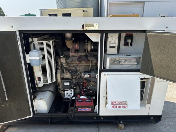 __70 KVA/40 kW  MQ Power Corp. Generator, John Deere Engine, Rental Grade, Year - 2005, 564 Hours - Image 10