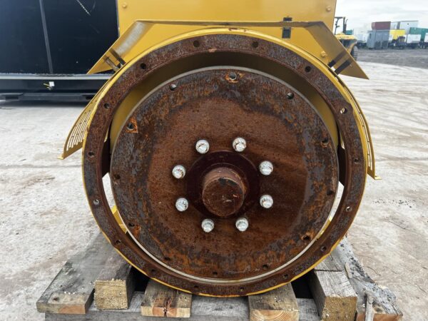 545 kW CAT SR4B Gen End to Fit 3412 or C18 - Image 4
