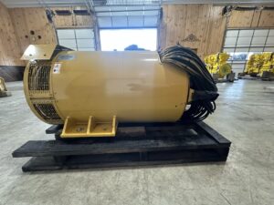 600 kW SR4B CAT Generator Replacement, 350 Hours, 12 Wire
