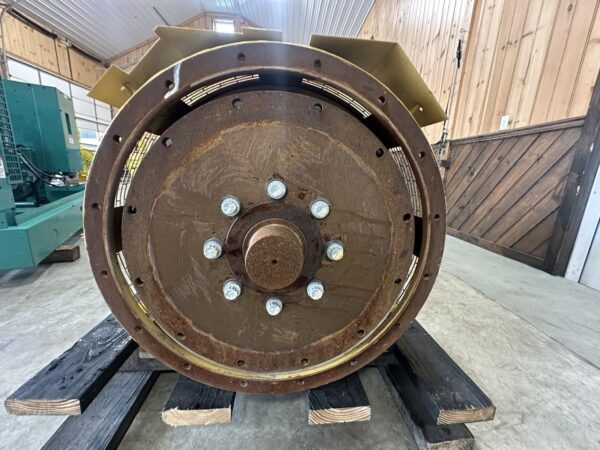 600 kW SR4B CAT Generator Replacement, 350 Hours, 12 Wire - Image 7