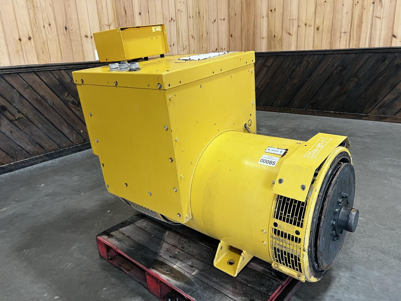 350 kW SR4B CAT Generator End, Good Used Take Off of C15 Engine - Image 6