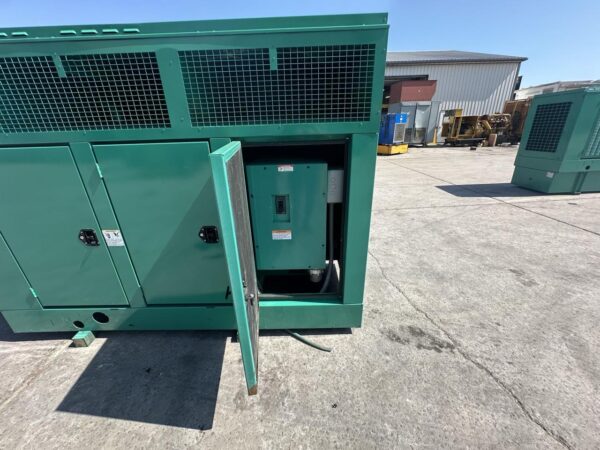 _100 kW Cummins/Onan Generator, with Enclosure and Base Fuel Tank, 6BT - 5.9 Liter Cummins Engine, Year - 1999, 400 Hours - Image 15