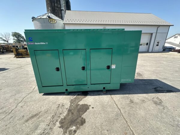_100 kW Cummins/Onan Generator, with Enclosure and Base Fuel Tank, 6BT - 5.9 Liter Cummins Engine, Year - 1999, 400 Hours - Image 3