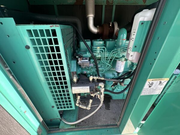 _100 kW Cummins/Onan Generator, with Enclosure and Base Fuel Tank, 6BT - 5.9 Liter Cummins Engine, Year - 1999, 400 Hours - Image 8