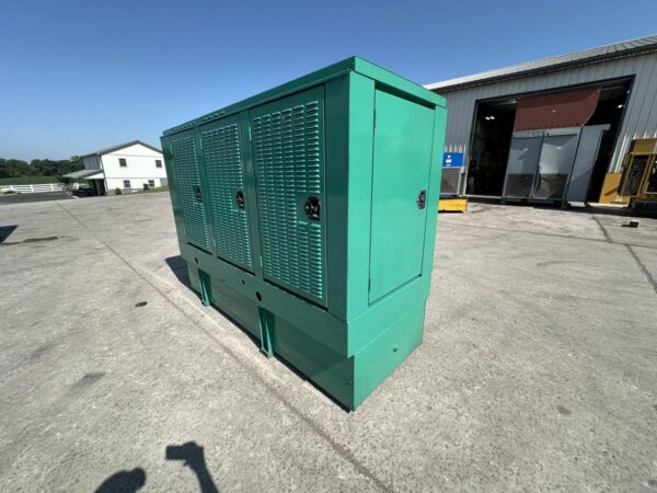 _150 kW Cummins/Onan Generator, with Enclosure and Base Fuel Tank, 6CT 8.3 Liter Cummins Engine, Year - 1997, 700 Hours - Image 14
