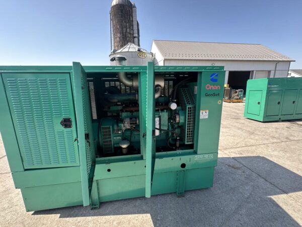 _150 kW Cummins/Onan Generator, with Enclosure and Base Fuel Tank, 6CT 8.3 Liter Cummins Engine, Year - 1997, 700 Hours - Image 5