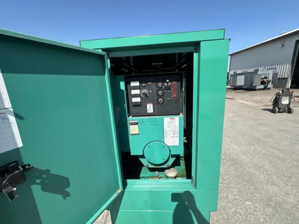 _150 kW Cummins/Onan Generator, with Enclosure and Base Fuel Tank, 6CT 8.3 Liter Cummins Engine, Year - 1997, 700 Hours - Image 10