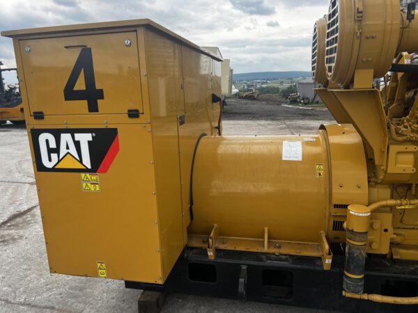 1500 kW 3512C CAT Gen Set , Year - 2008, open skid, 625 Hours, 4160 Volts, US EPA Tier 2 Flex Pre Emissions - Image 17