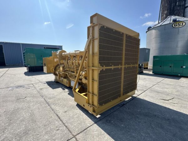 1750 kW Caterpillar 3516 Gen Set, with 2000 kW Marathon Gen End, 1509 Hours - Image 12