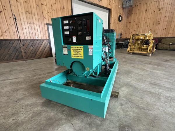 __35 kW Cummins/Onan Generator, 4B-3.9 Liter Cummins Engine, Year - 1999 - Image 2