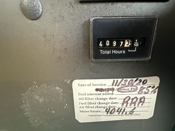 __35 kW Cummins/Onan Generator, 4B-3.9 Liter Cummins Engine, Year - 1999 - Image 7