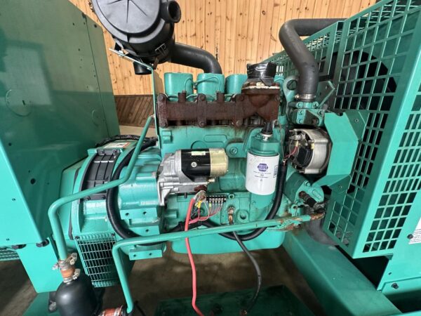 __35 kW Cummins/Onan Generator, 4B-3.9 Liter Cummins Engine, Year - 1999 - Image 9