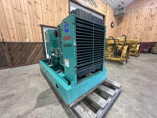 __35 kW Cummins/Onan Generator,4B-3.9 Liter Cummins Engine, Year - 1999, 1832 Hours - Image 17