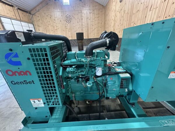 __35 kW Cummins/Onan Generator,4B-3.9 Liter Cummins Engine, Year - 1999, 1832 Hours - Image 5