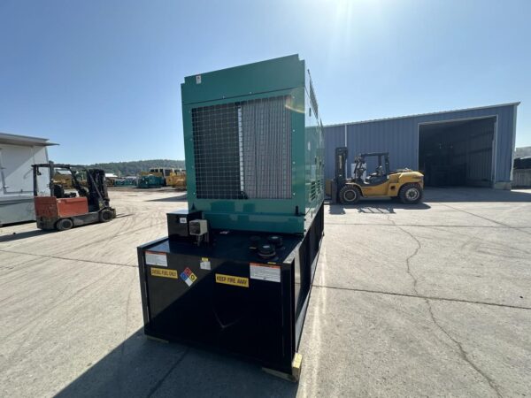 _450 kW Cummins/Onan Generator, with Enclosure and Base Tank, QSX15 Liter Cummins Engine, Year - 2020, 395 Hours, US EPA Tier 2 - Image 20