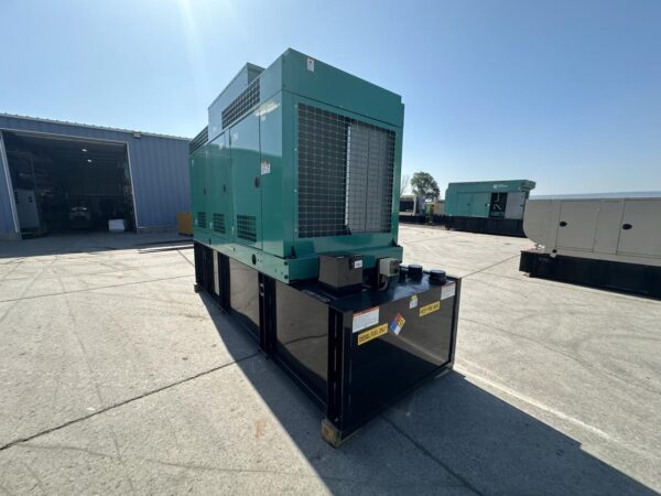 _450 kW Cummins/Onan Generator, with Enclosure and Base Tank, QSX15 Liter Cummins Engine, Year - 2020, 395 Hours, US EPA Tier 2 - Image 21