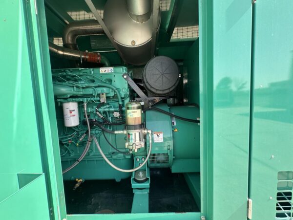 _450 kW Cummins/Onan Generator, with Enclosure and Base Tank, QSX15 Liter Cummins Engine, Year - 2020, 395 Hours, US EPA Tier 2 - Image 9