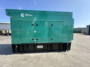 _500 kW Cummins/Onan Gen Set, New with 2 Year Factory Warranty, Enclosed with Base Fuel Tank, Year - 2025