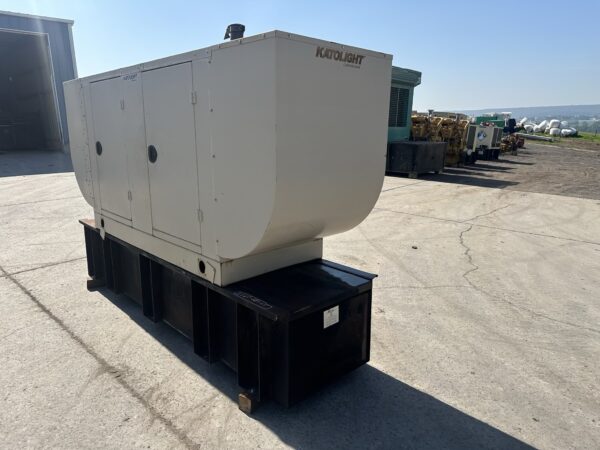 __60 kW  Katolight Generator, Enclosed with Fuel Tank 4.5 Liter John Deere Engine, 513 Hours - Image 4