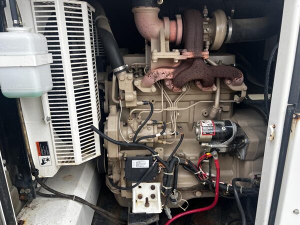 __70 KVA/40 kW MQ Power Corp Generator, John Deere Engine, Rental Grade, Year - 2005, 1362 Hours - Image 7