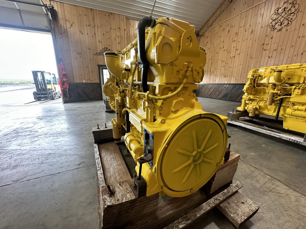 C18 New Cat Industrial Engine, 630 HP Tier 3 Pre Emissions for Export only - Image 3