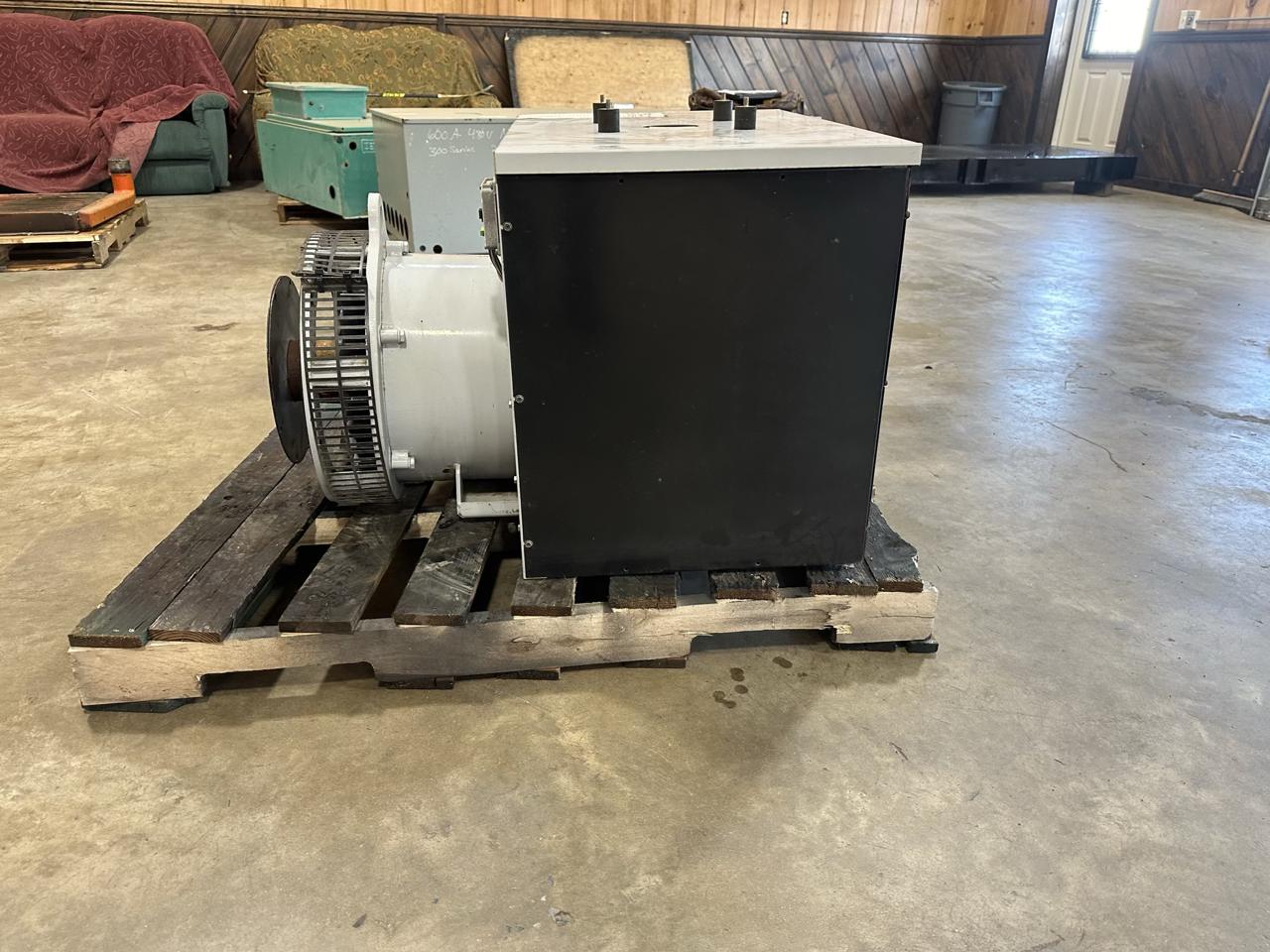 Kohler Used Generator End for 1 Phase, 55 kW, 4 Lead - Image 11