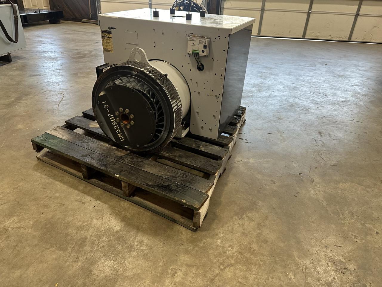 Kohler Used Generator End for 1 Phase, 55 kW, 4 Lead - Image 12