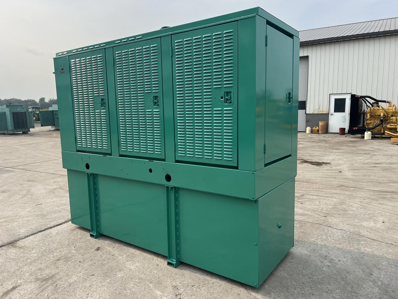 _125 kW Cummins/Onan Generator, 8.3 Liter Cummins Engine, 1072 Hours, with Enclosure & Base Tank - Image 4