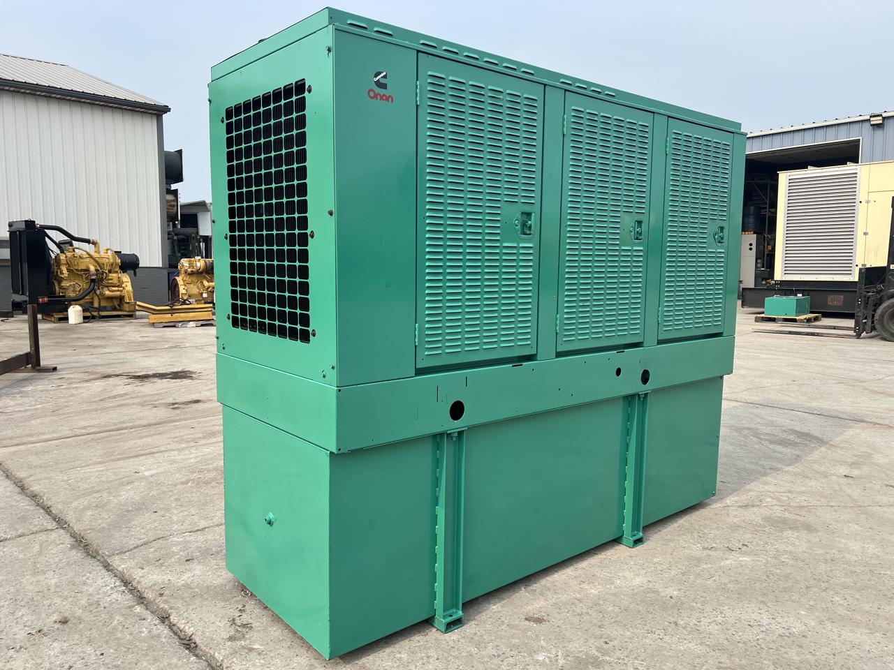 _125 kW Cummins/Onan Generator, 8.3 Liter Cummins Engine, 1072 Hours, with Enclosure & Base Tank - Image 5