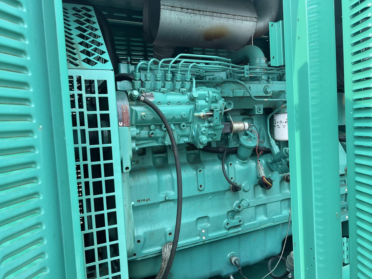 _125 kW Cummins/Onan Generator, 8.3 Liter Cummins Engine, 1072 Hours, with Enclosure & Base Tank - Image 9