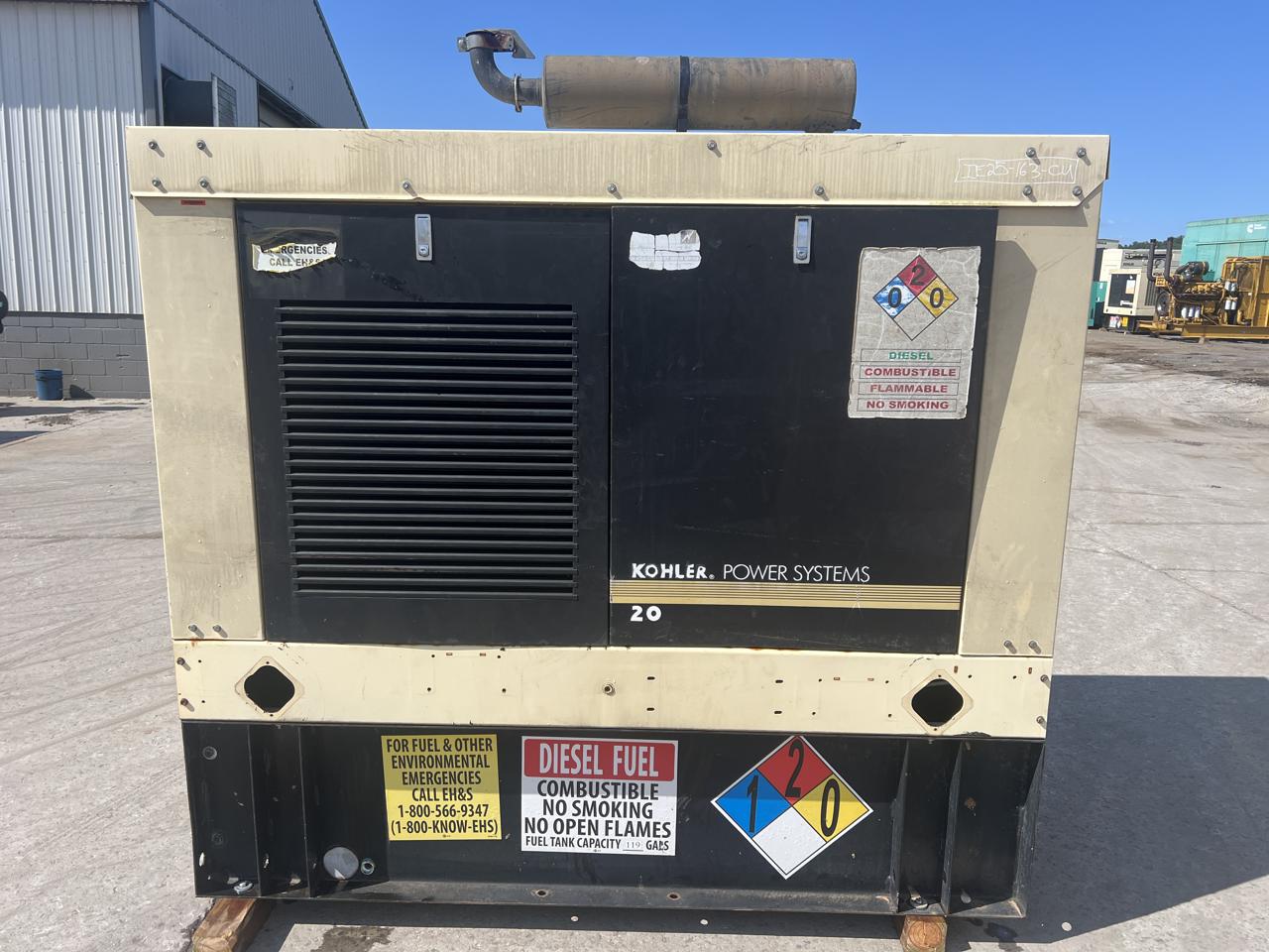 __25 kW Kohler Generator, John Deere Engine, with Enclosure and Base Fuel Tank, Year - 2004, 584 Hours