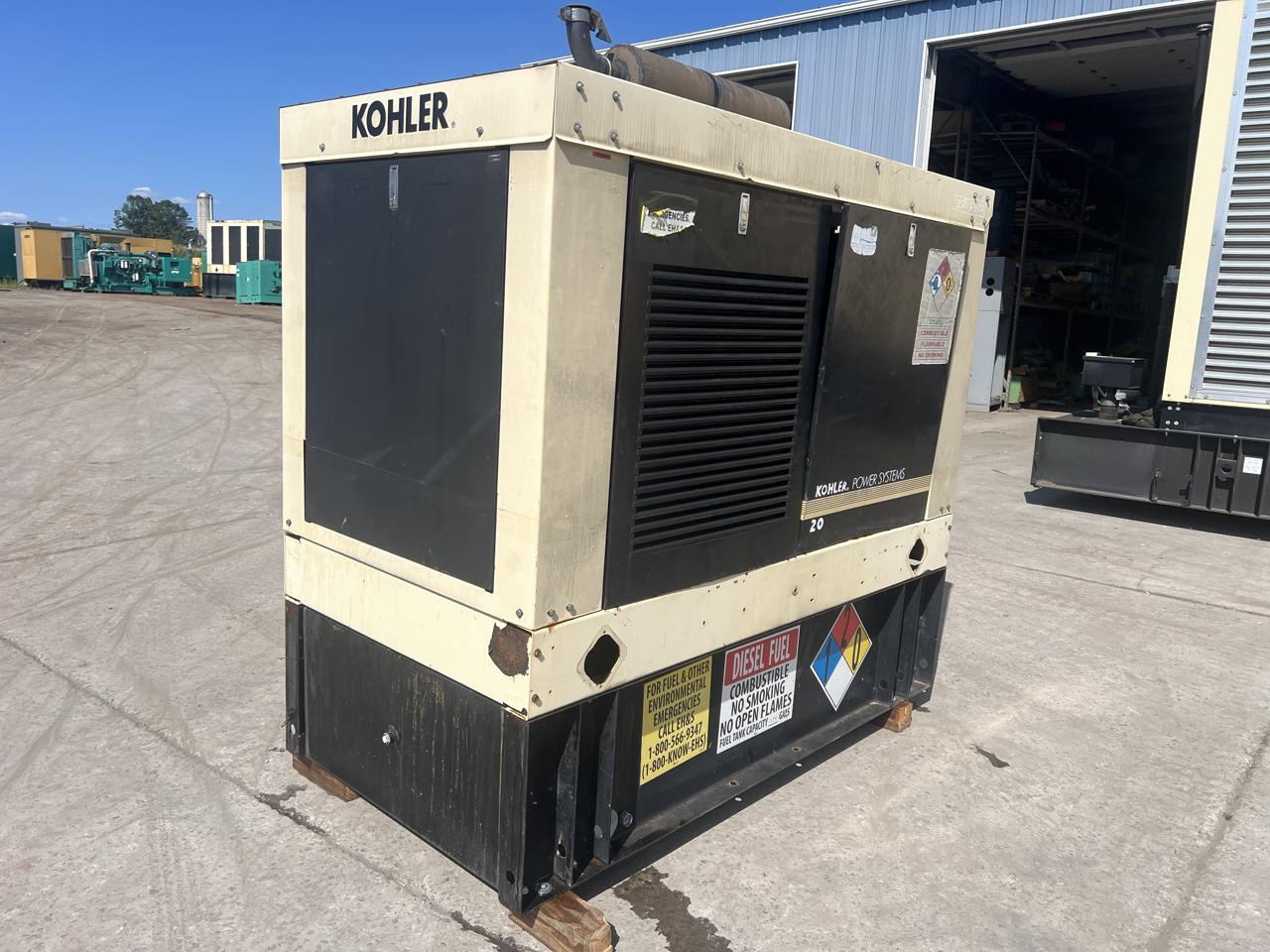 __25 kW Kohler Generator, John Deere Engine, with Enclosure and Base Fuel Tank, Year - 2004, 584 Hours - Image 3