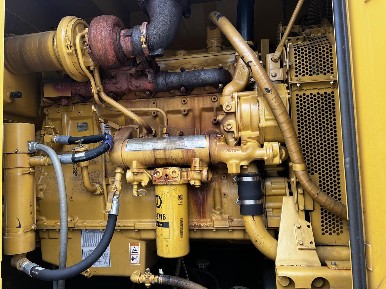 _350 kW CAT Generator, with Enclosure and Base Fuel Tank 3406 C Diesel Engine, Year - 2002, 552 Hours - Image 13