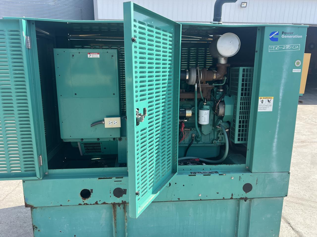 __60 kW Cummins/Onan GenSet, with Enclosure and Base Fuel Tank, 3.9 Liter Cummins Diesel Engine, Year - 2002, 725 Hours - Image 7