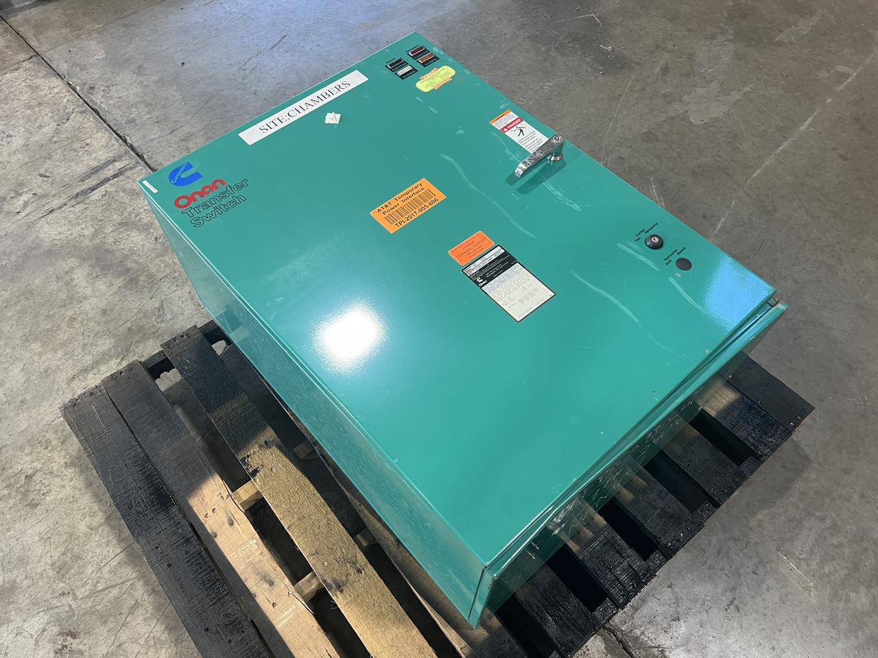 Cummins/Onan Automatic Transfer Switch, 1 Ph, 240 V, Nema 1