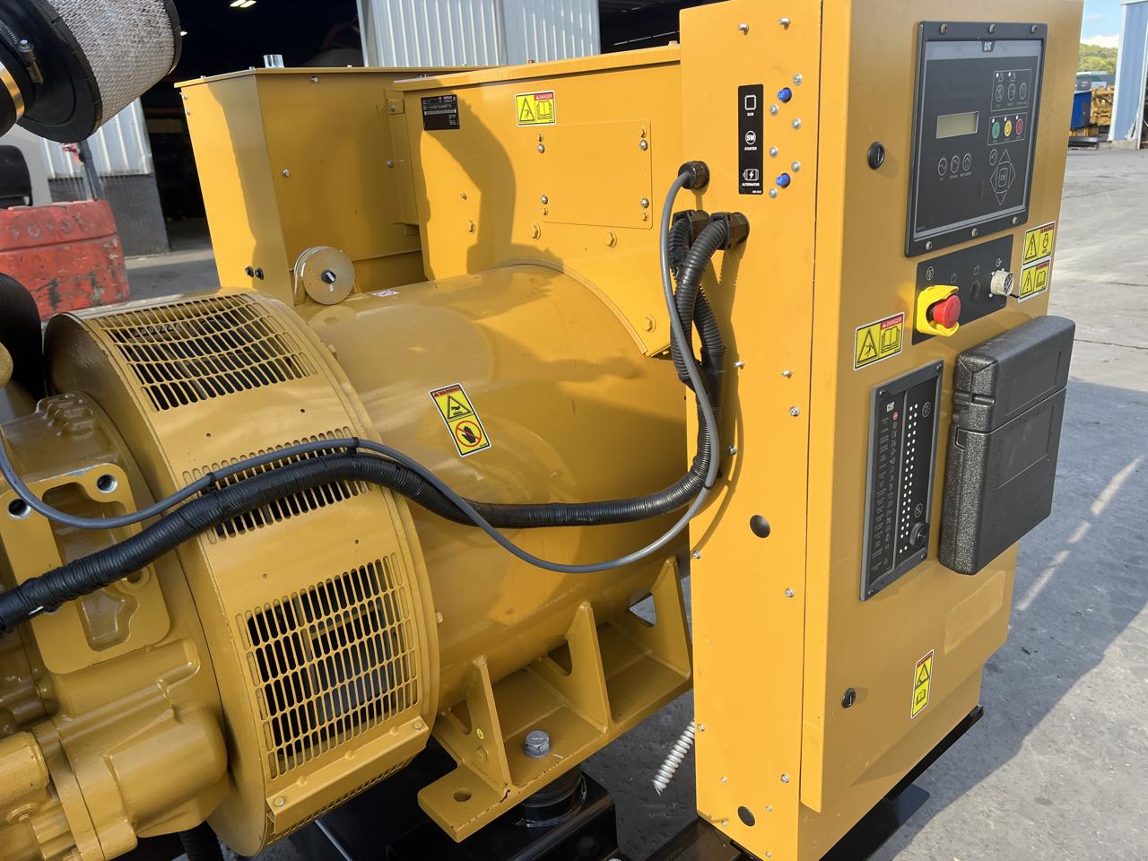 _600 kW C18 CAT Gen Set, Open Skid, Year - 2016, 167 Hours, US EPA Tier 2 Pre Emission Engine - Image 17