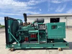 _750 kW Cummins/Onan VTA28 Gen Set, Openskid, Year - 2006, 290 hours