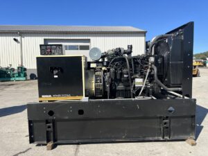 _250 kW Kohler, with Base Fuel Tank, 9.0 Liter John Deere Engine, Open Skid, Year - 2009, 4 Hours, US EPA Tier 3 Pre Emission Engine