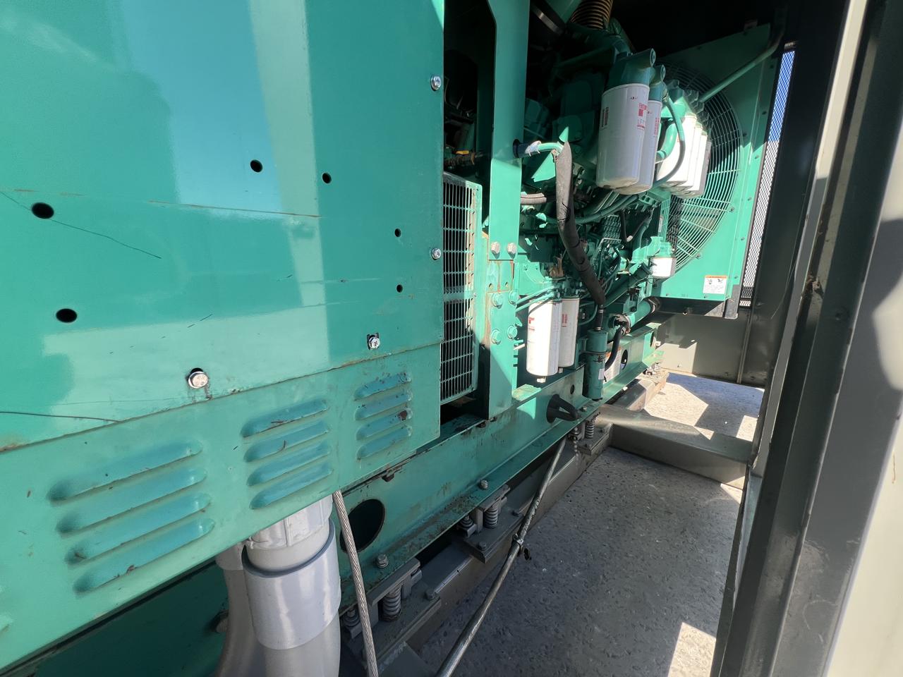 _750 kW Cummins/Onan GenSet, with Enclosure, QST30 Liter Cummins Engine, Year-2001, 1666 Hours - Image 18